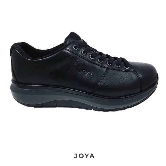 Joya Shoes - Women’s Malibu sneakers size 6.5 black